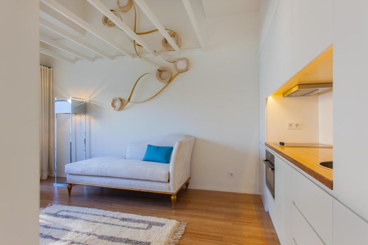 The Art - Homes * Oporto
